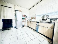 jurong-west-street-81 photo thumbnail #1